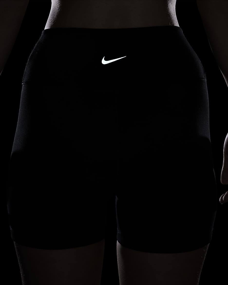 Nike pro women's 8 shorts online